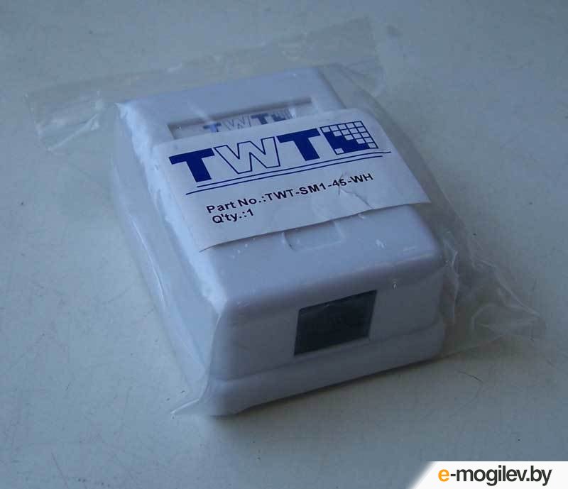 Розетка компьютерная TWT TWT-SM1-45-WH