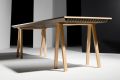 Мебель: совершенно новая модель стола